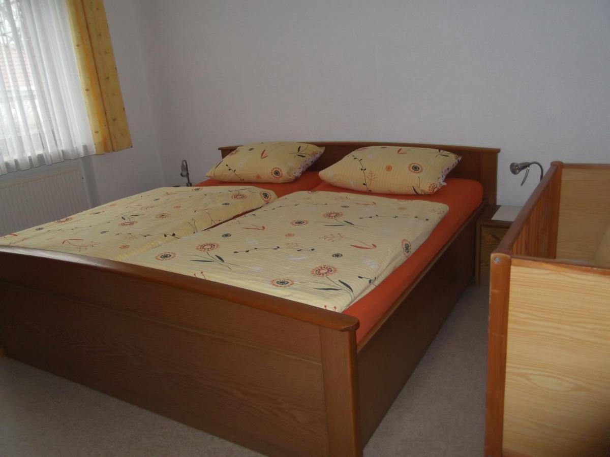 Ferienhaus Und Ferienwohnung Knappstein Möhnesee Exteriör bild
