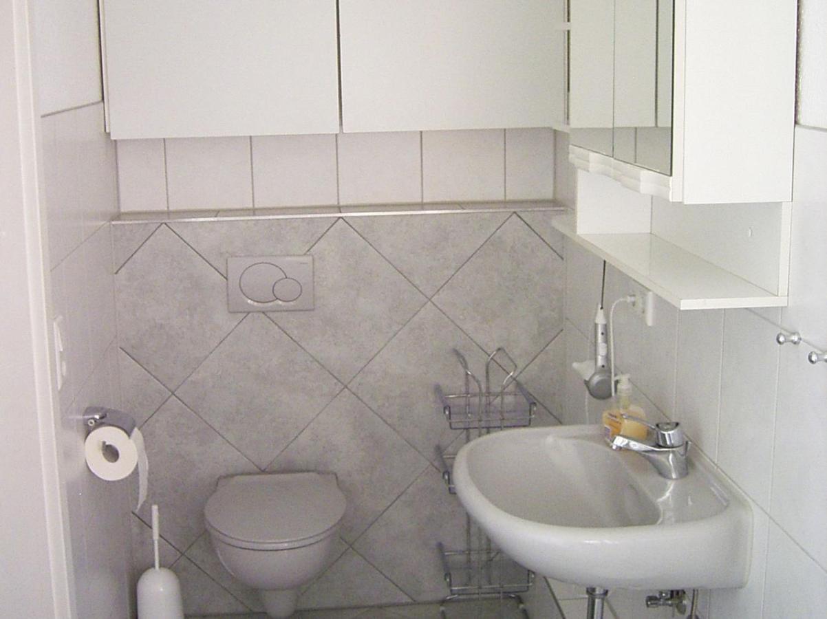 Ferienhaus Und Ferienwohnung Knappstein Möhnesee Exteriör bild