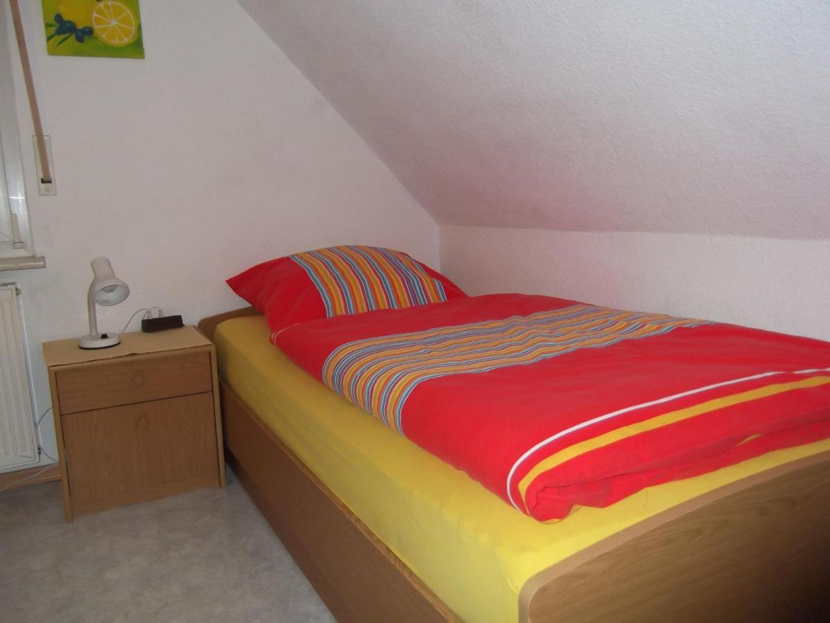 Ferienhaus Und Ferienwohnung Knappstein Möhnesee Exteriör bild